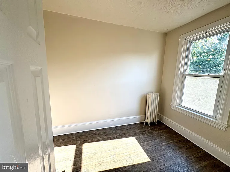 42 S Ann St #2 — Photo 7
