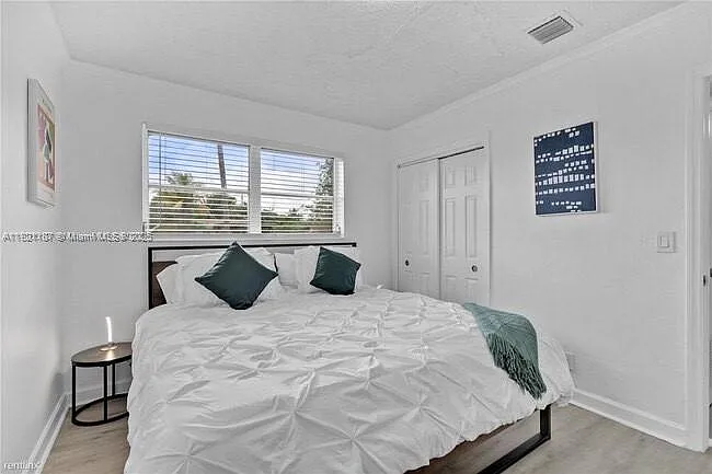 4120 NW 3rd Way — Photo 5