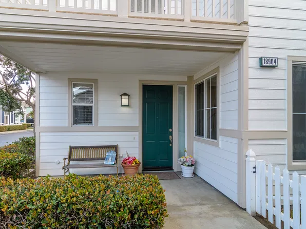 18904 Coolwater Ln, Huntington Beach, CA 92648