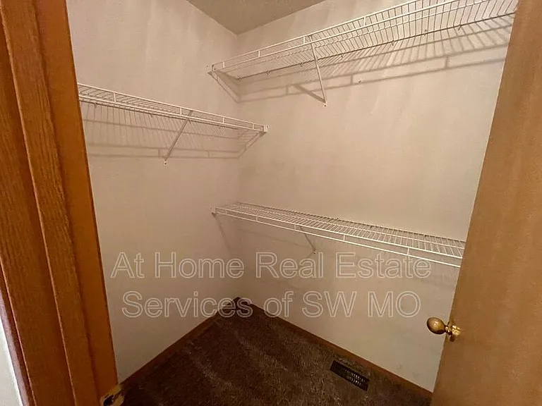 4305 W La Siesta St — Photo 8
