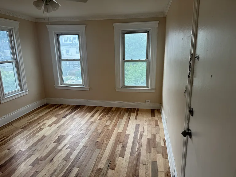 749 Kearny Ave #2 — Photo 9