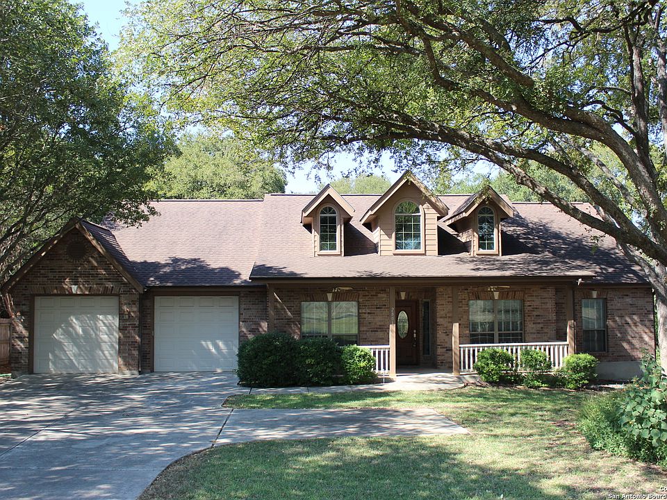 1st image of 2801 ASHLEY OAK DR
