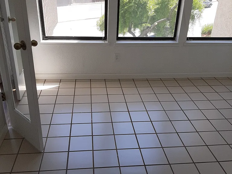 1222 S Villa Way — Photo 6