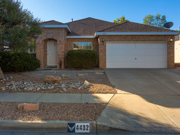 4432 Glencroft Ave NW, Albuquerque, NM 87114