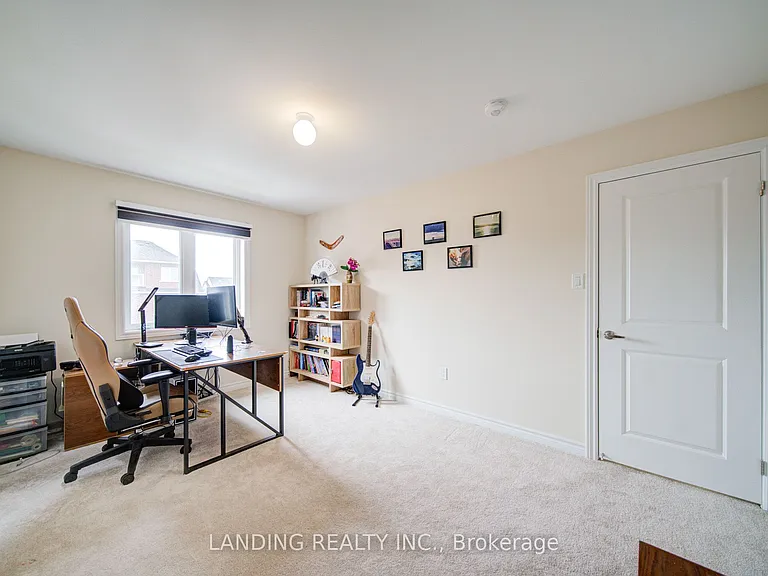 2084 Duberry Dr — Photo 44
