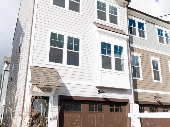 1780 Cherry Birch St, Dumfries, VA 22026