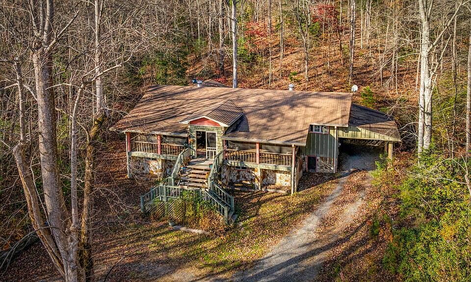 1st image of 208 Bullen Gap Rd