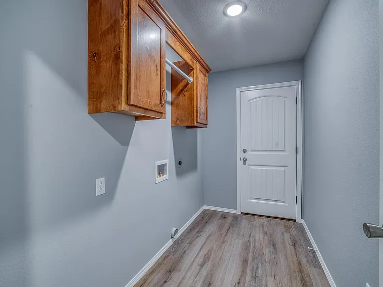 1702 Grand Ave #1 — Photo 4