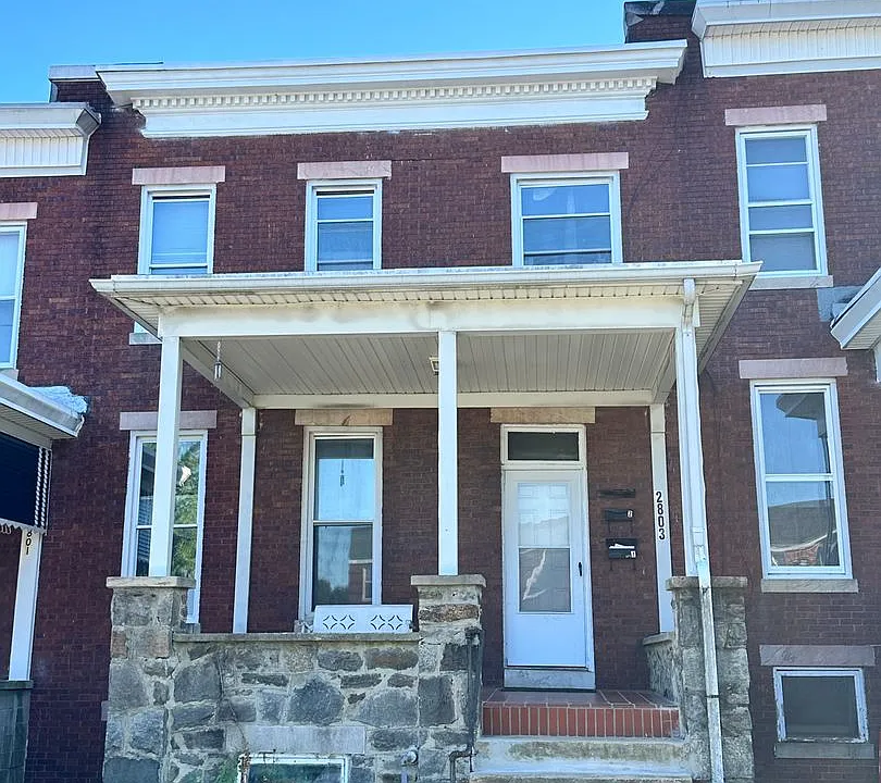 2803 Windsor Ave