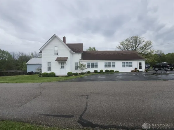 3210 Leatherwood Creek Rd, Sidney, OH 45365