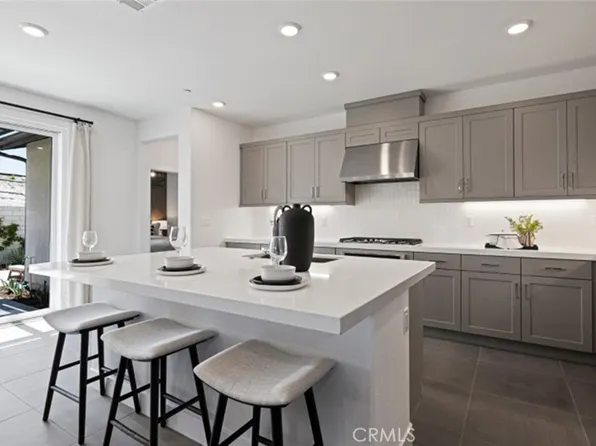 27311 Marquette Pl, Valencia, CA 91354
