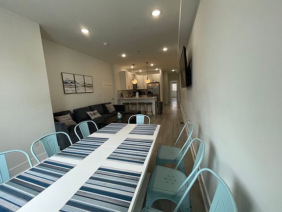3rd image of 1725 N 21st St #1