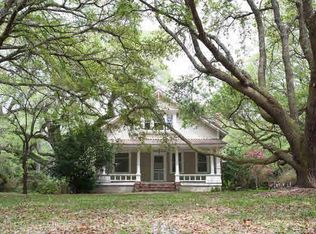 23472 Main St, Fairhiope, AL 36532