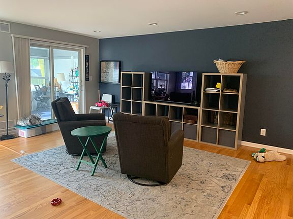 5th image of 30207 Westfield St