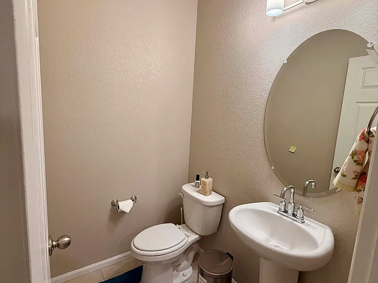 577 Red Valley Trl — Photo 5