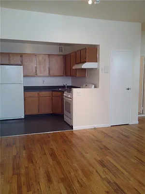 Rented by R New York | media 3