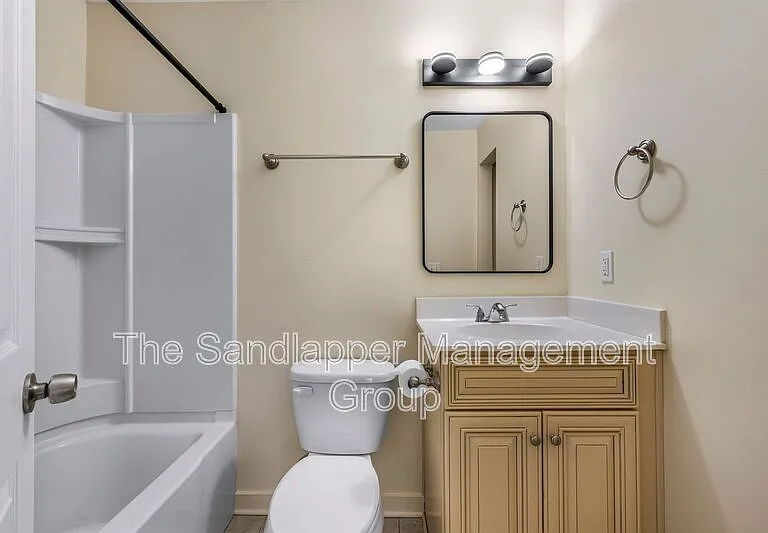 7955 Timbercreek Ln #H — Photo 14
