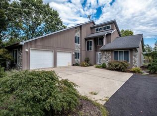 286 Old Forge Ln, Weyers Cave, VA 24486