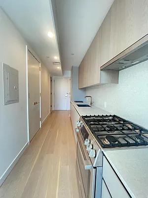 Rented by Modern Spaces | media 12