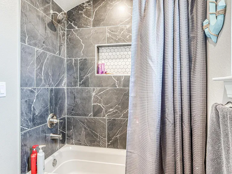 2375 Enchanted Peaks Ln — Photo 40