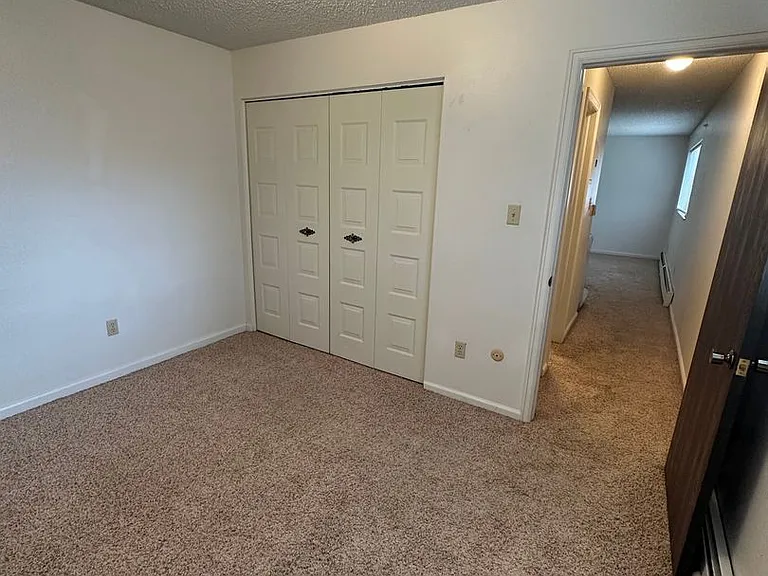 4735 Mountain Rd — Photo 4