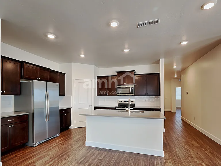 5114 W White Ash Ct — Photo 4