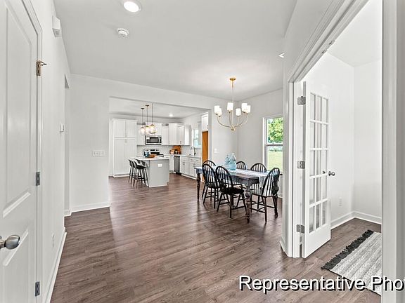 3rd image of 480 Bent Willow Dr #218