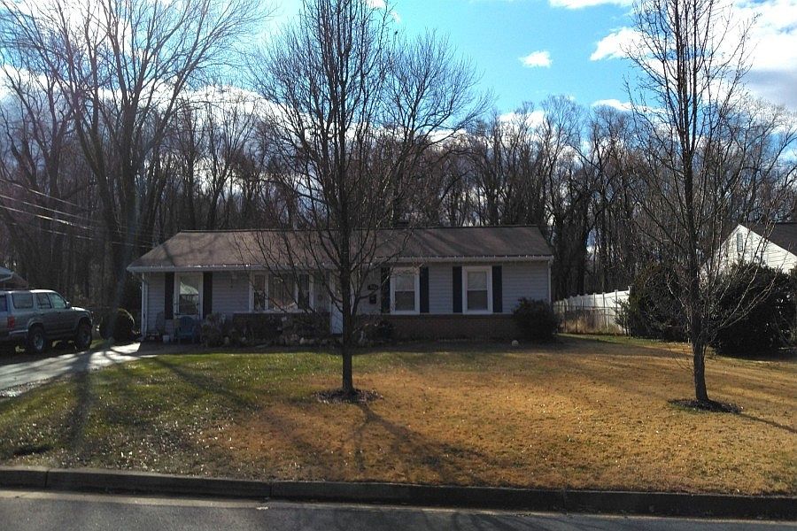 1st image of 8110 Ashboro Dr