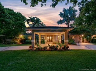 6830 SW 72nd Ct, Miami, FL 33143