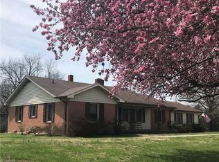 1744 Ball Rd, Thomasville, NC 27360