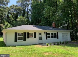 12940 Pine Ln, Lusby, MD 20657