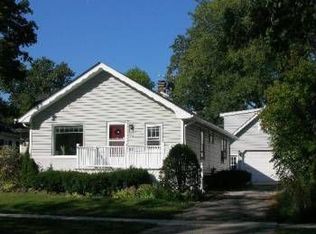 856 Rosemary Ter, Deerfield, IL