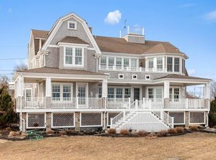 98 Crescent Ave, Scituate, MA 02066