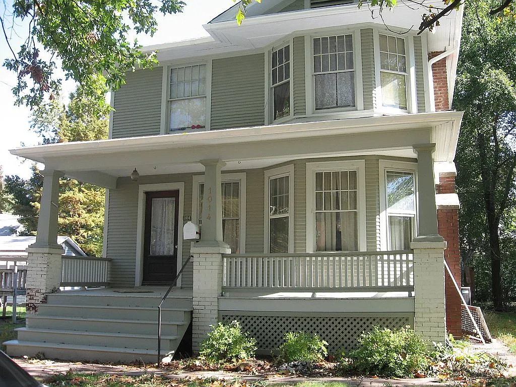 1014 Troy Rd photo 1