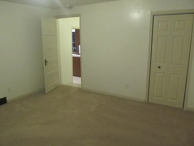 Large office/den/bedroom off kitchen