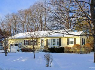 43 Freeman Dr, Greenfield, MA 01301