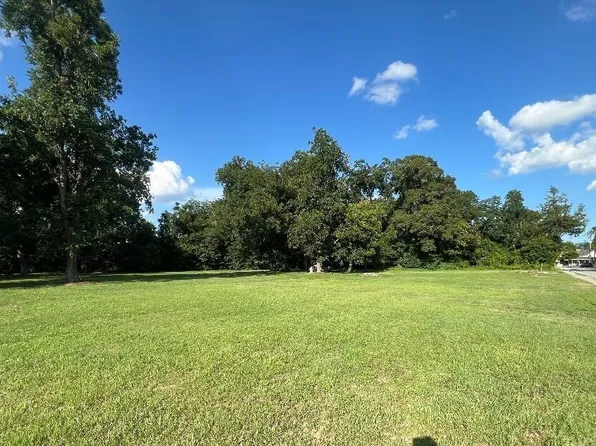 6 Denmark St, Statesboro, GA 30458