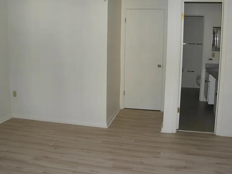 2125 SW 39th Way — Photo 18