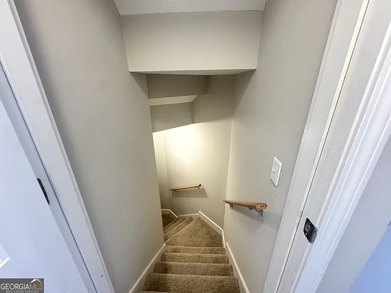 2121 Silva Ct — Photo 27