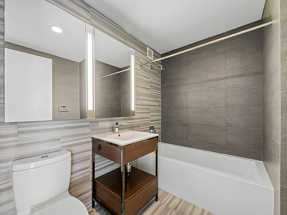 4th image of 605 W 42nd St APT 59F