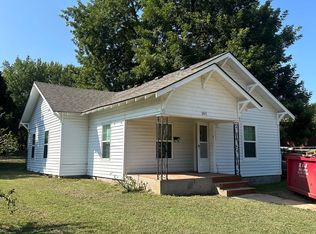 305 W 15th St, Ada, OK 74820