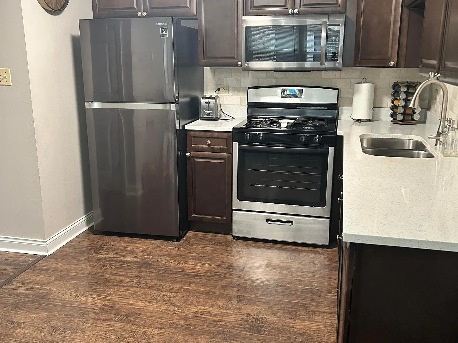 4505 Maple Ave — Photo 1