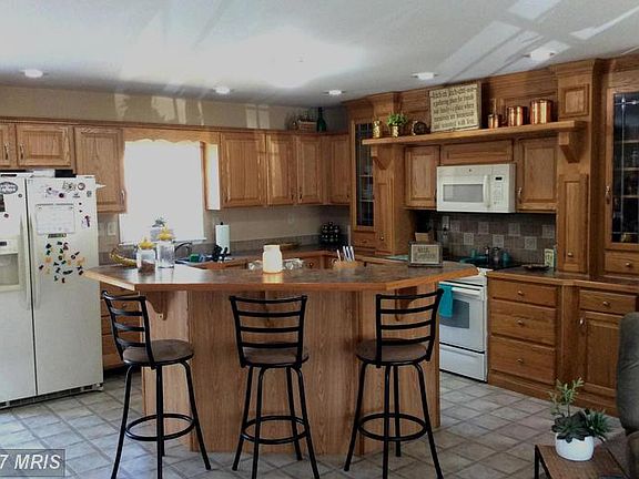 4th image of 559 Wakefield Dr