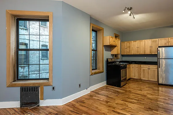 Rented by Nooklyn NYC LLC | media 36