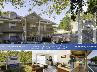 30 Fall Creek Dr APT 6, Branson, MO 65616