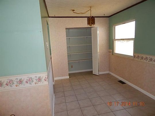 3rd image of 151 Breckenridge Dr