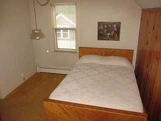 4th image of 1008 Crystal Ave