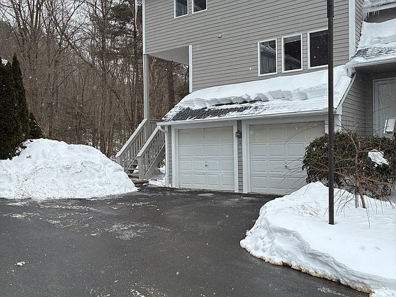 2nd image of 14 Brookview Circle
