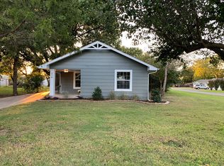 216 N 2nd St, Noble, OK 73068