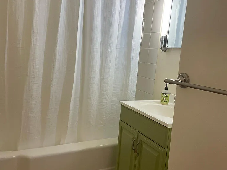 3615 Grand Ave NE — Photo 33